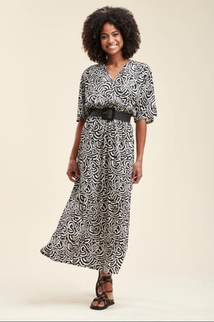 Robe Longue Manches Courtes Avec Imprim Robe Longue Manches Courtes Avec Imprim