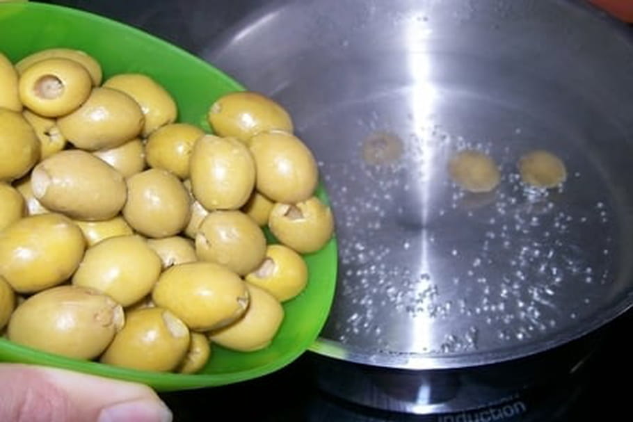 Comment blanchir les olives