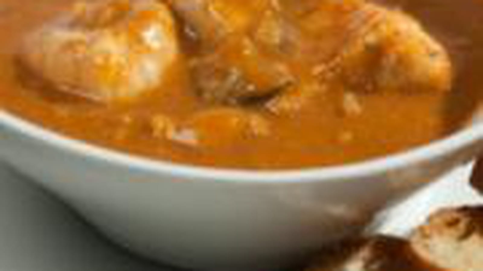 Huîtres et coquillages façon bouillabaise