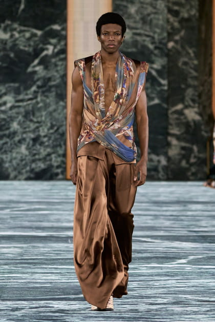 Look 70&nbsp;du d&eacute;fil&eacute; Balmain