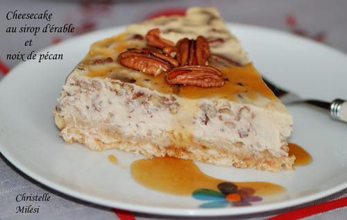 Cheesecake au sirop d'érable et noix de pécan