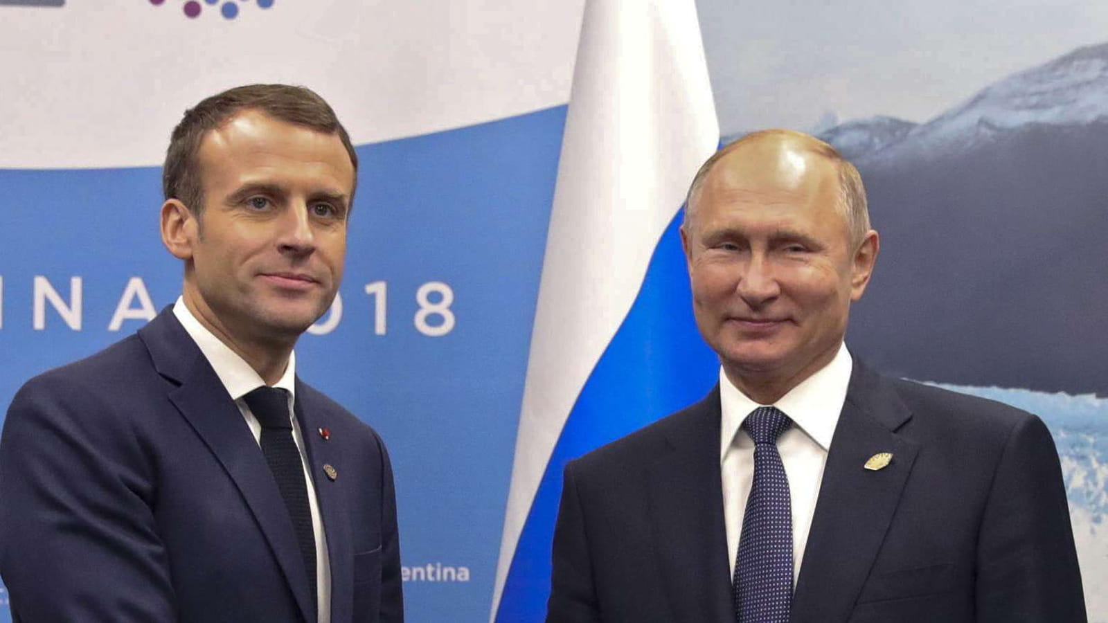 Emmanuel Macron et Vladimir Poutine