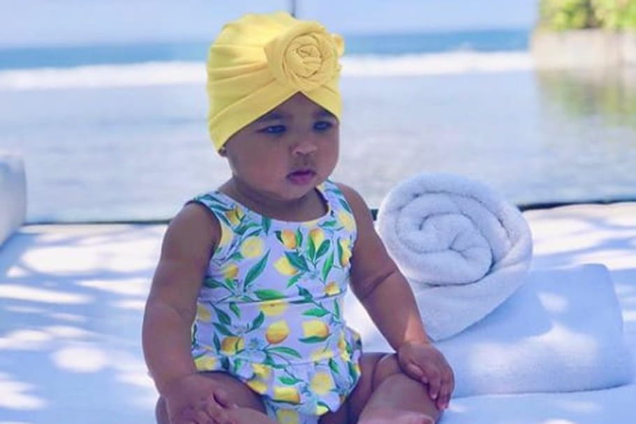 La tendance du mini-turban, l'accessoire mode des enfants de stars
