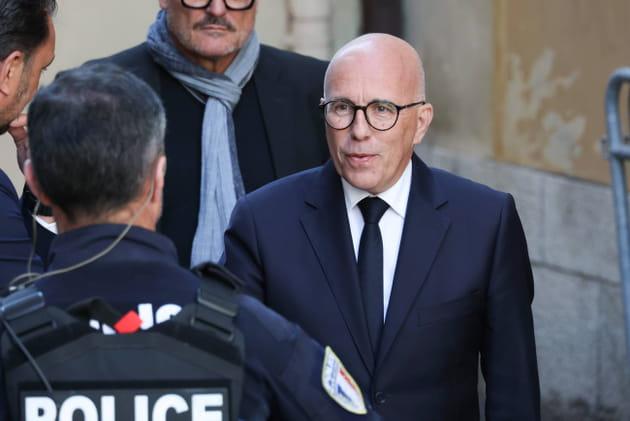 Fun&eacute;railles de Loana&nbsp;: Eric Ciotti, le maire de Nice, &eacute;tait pr&eacute;sent