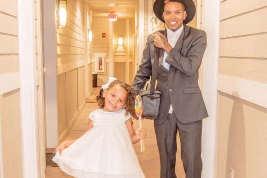 Ce papa coiffe sa fille tous les matins et le résultat est superbe !