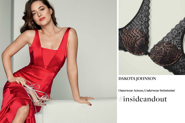 Dakota Johnson pose pour Intimissimi