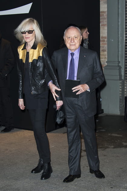 Betty Catroux et Pierre Bergé au défilé Saint Laurent