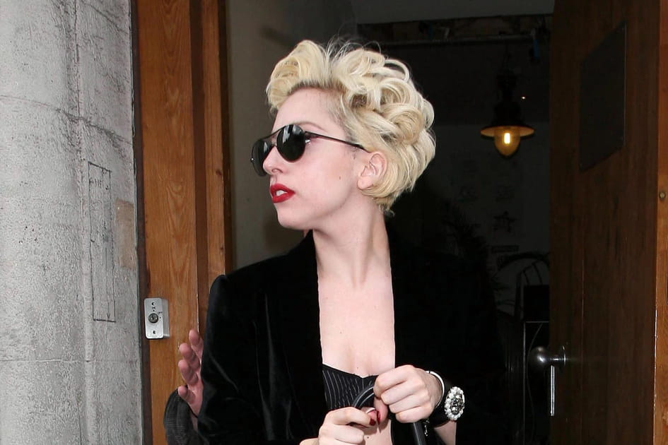 La coupe courte rock de Lady Gaga