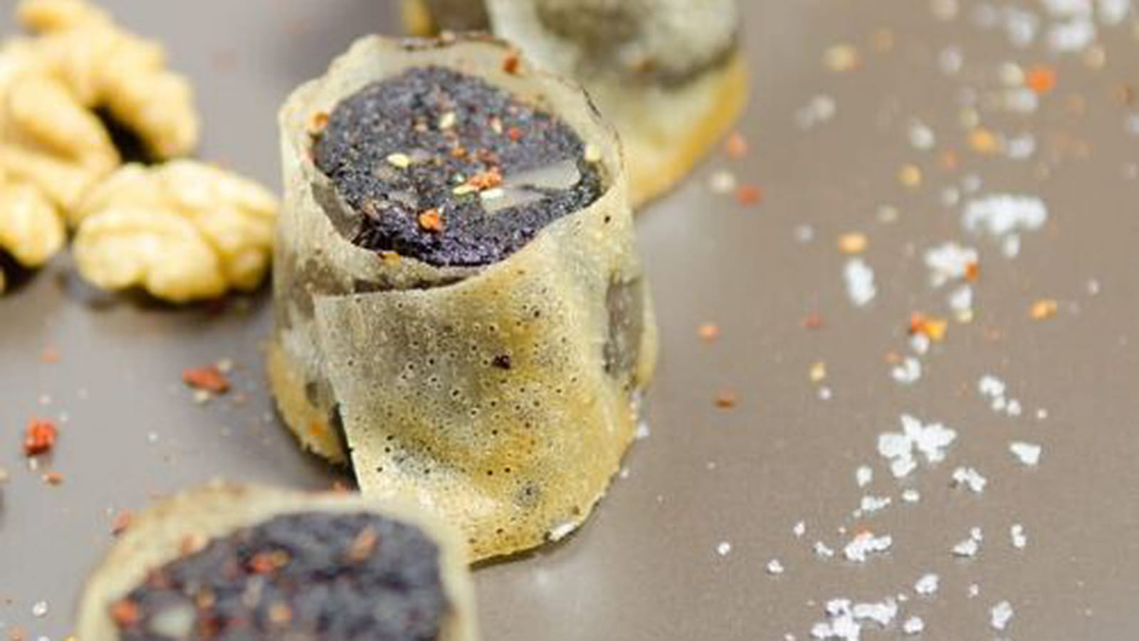Croustillants de boudin noir au porto et noix