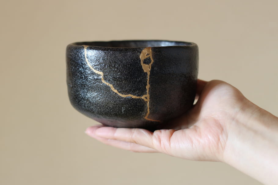 Qu'est-ce que le kintsugi, la technique de réparation à la japonaise ?