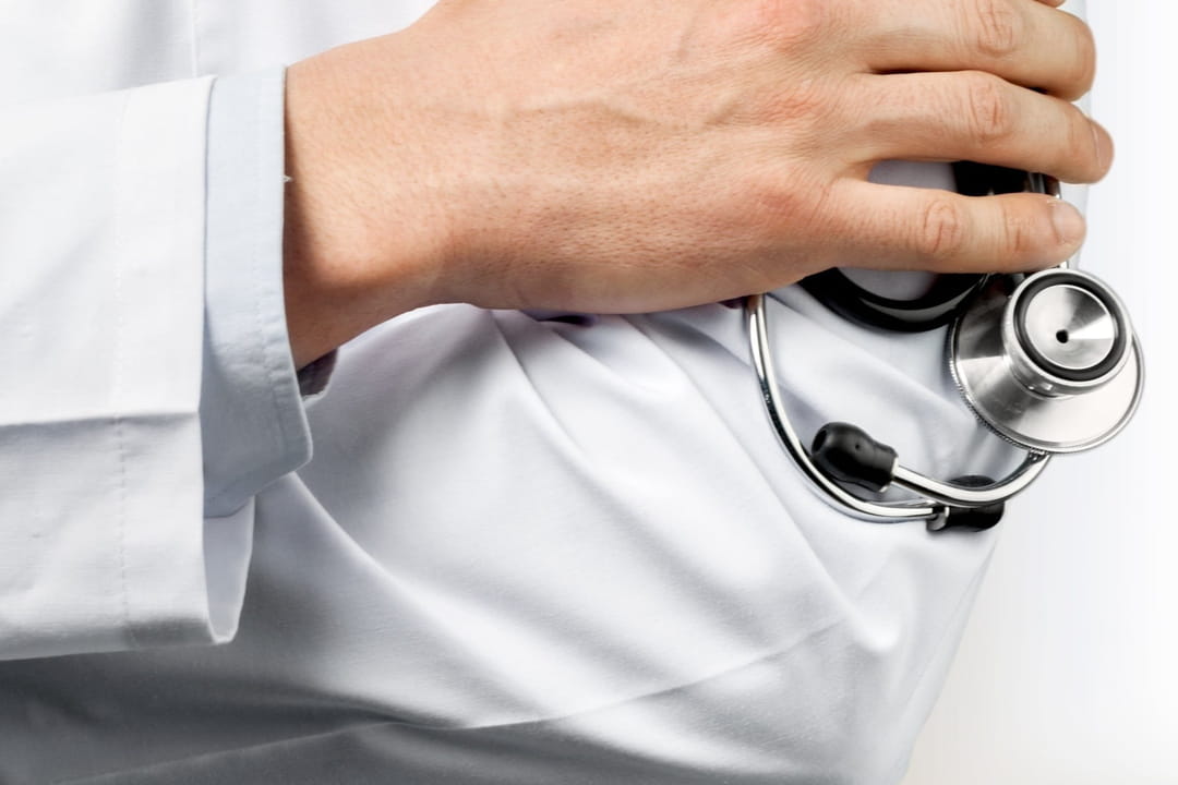 Un médecin a inséminé ses patientes avec son propre sperme