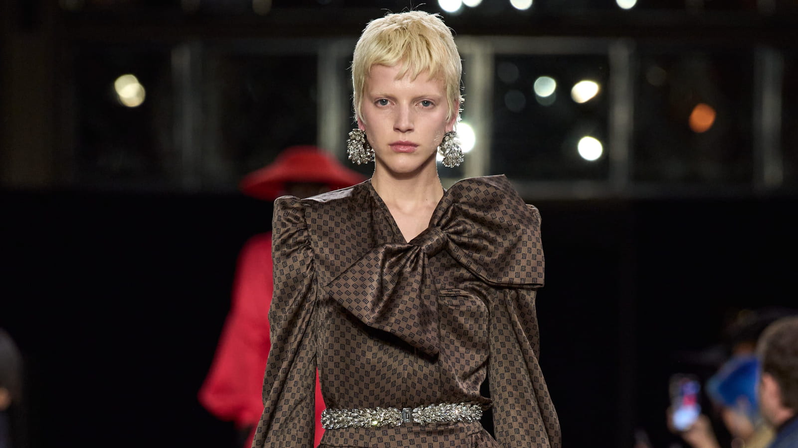 Look 24