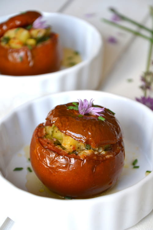 Tomates farcies végétariennes aux saveurs provençales