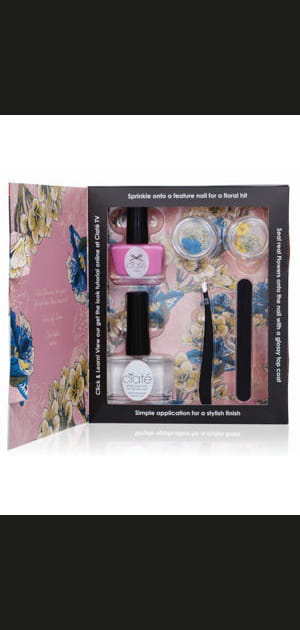 Le Kit Flower Manucure de Ciat&eacute;
