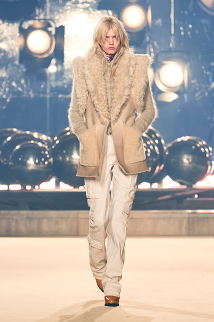 Look 2 du défilé Isabel Marant