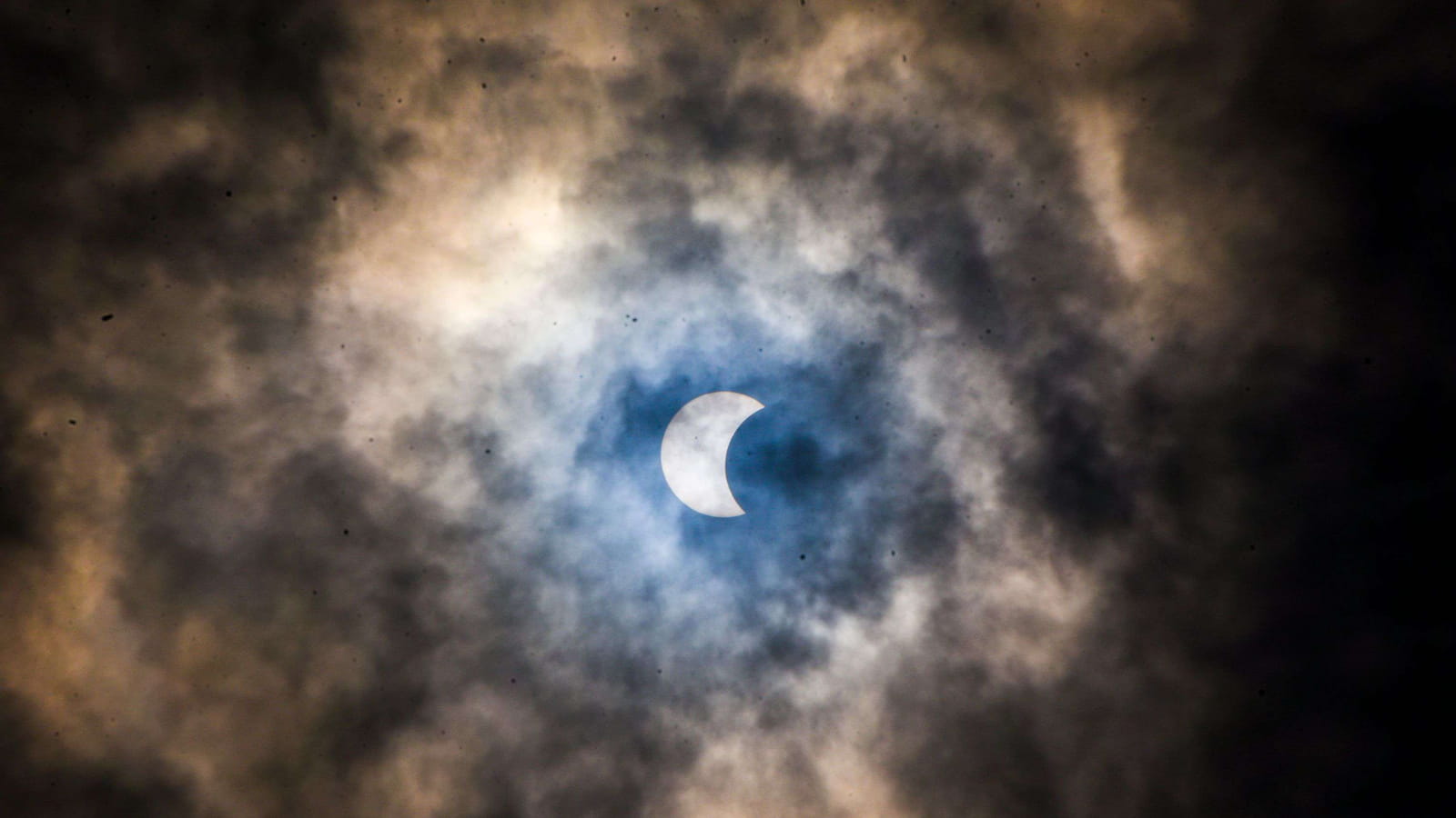 Eclipse en Indonésie (2023)