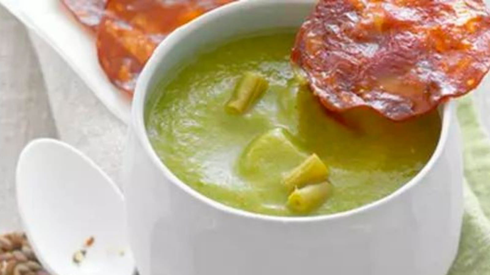 Soupe de haricots verts au chorizo