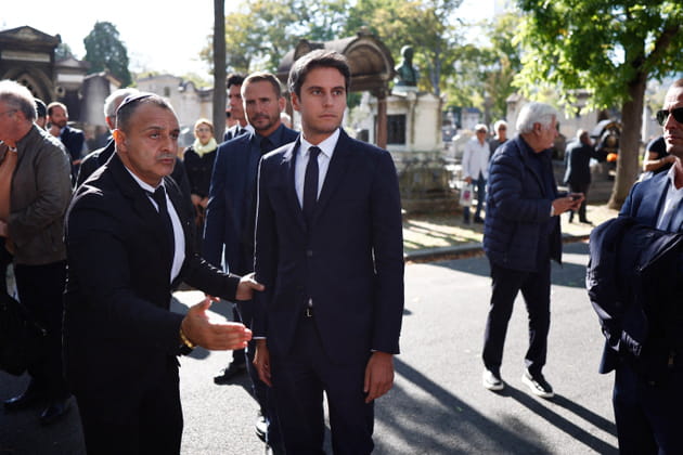 Gabriel Attal : le ministre de l'Education rend hommage à Elkabbach