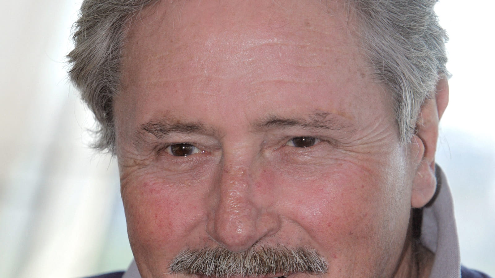 Victor Lanoux