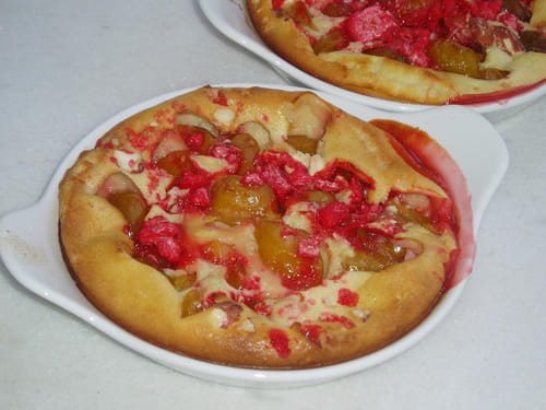 Clafoutis aux mirabelles et pralines roses