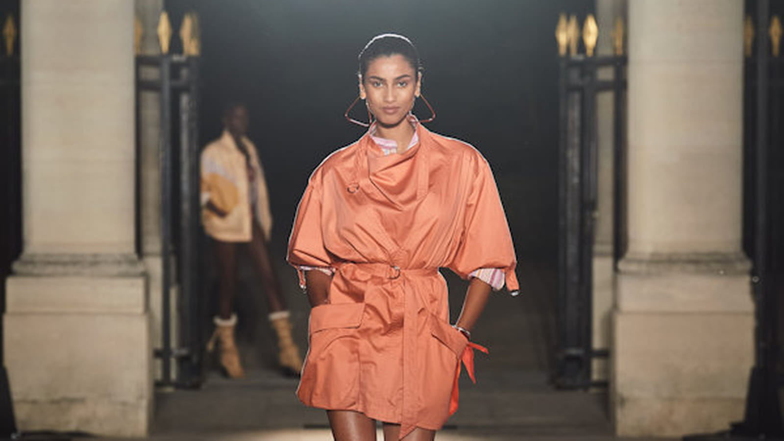 Look 7