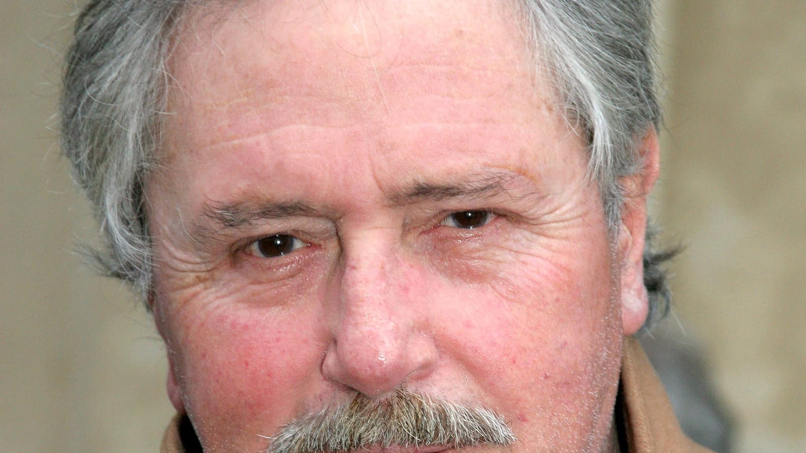 Victor Lanoux