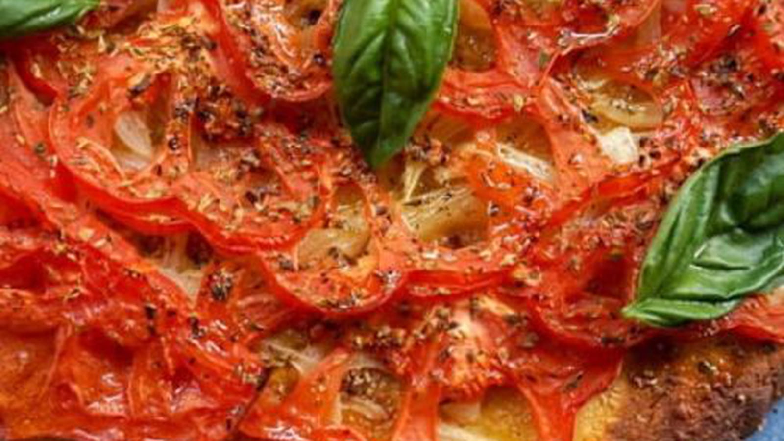 Tarte fine à la tomate d’été