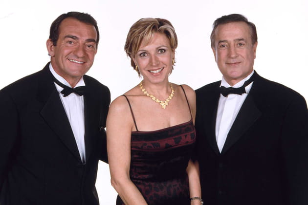 Evelyne Dhéliat entourée de Jean-Pierre Pernaut et Charles Villeneuve en 2001
