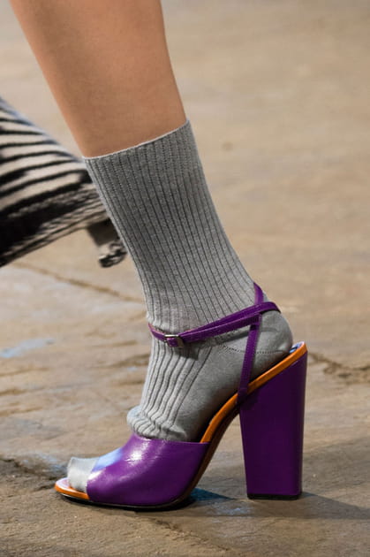 Les sandales sur soquettes du d&eacute;fil&eacute; Missoni