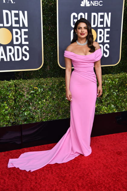 Priyanka Chopra en robe Cristina Ottaviano