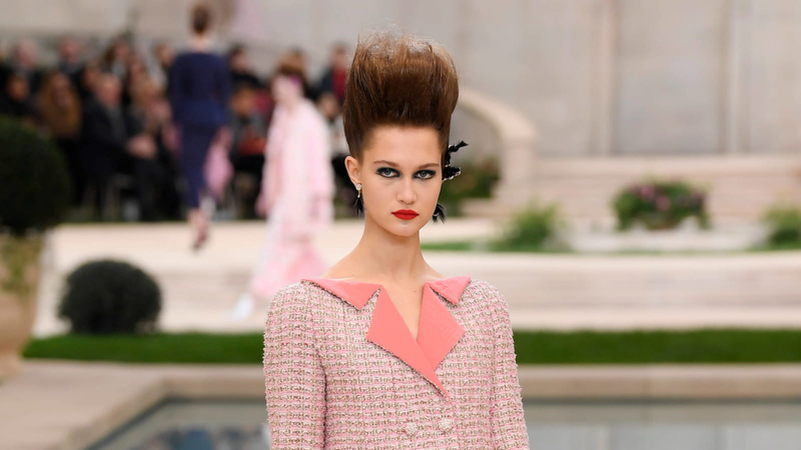 Look 14