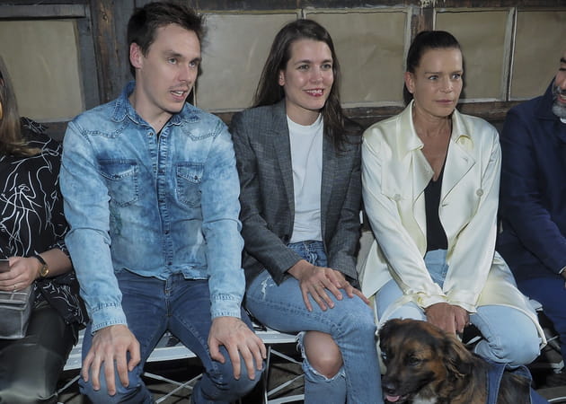 La famille princi&egrave;re attend le show