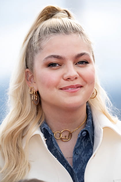 La queue de cheval haute de Louane