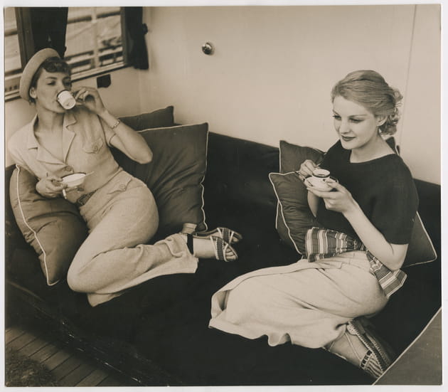 Photo de mode par Jean Moral pour le Harper's Bazaar