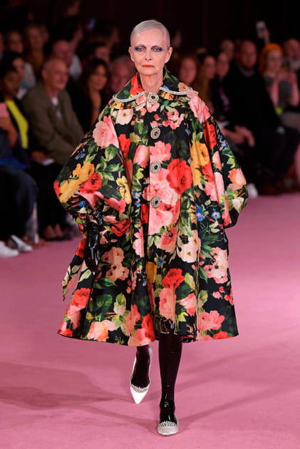 D&eacute;fil&eacute; Richard Quinn printemps-&eacute;t&eacute; 2020