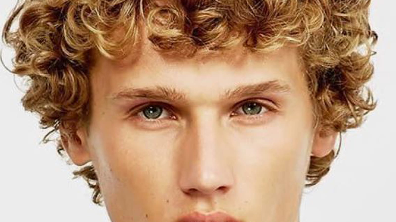 Permanente et balayage blond