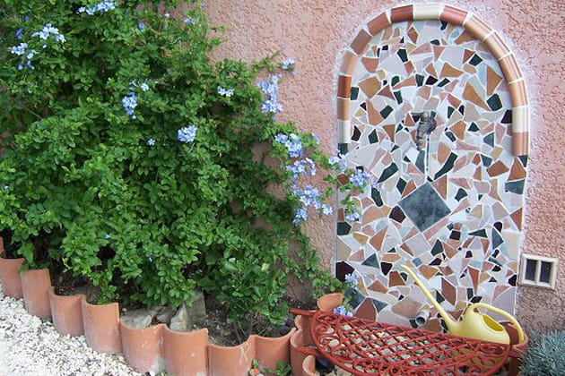 La fontaine en mosa&iuml;que