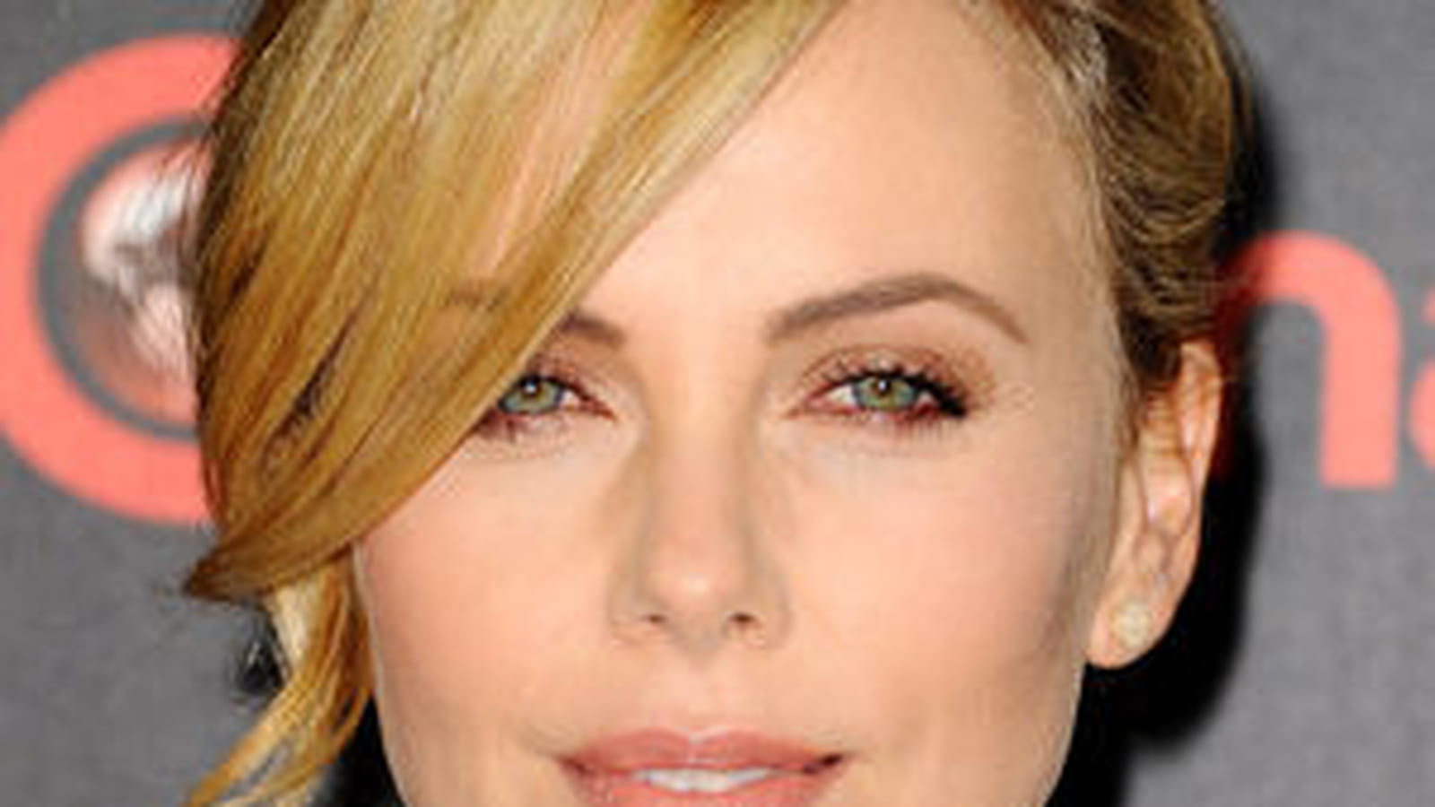 Charlize Theron 