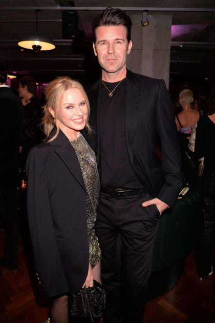 Avec son fiancé Paul Solomons en octobre 2021