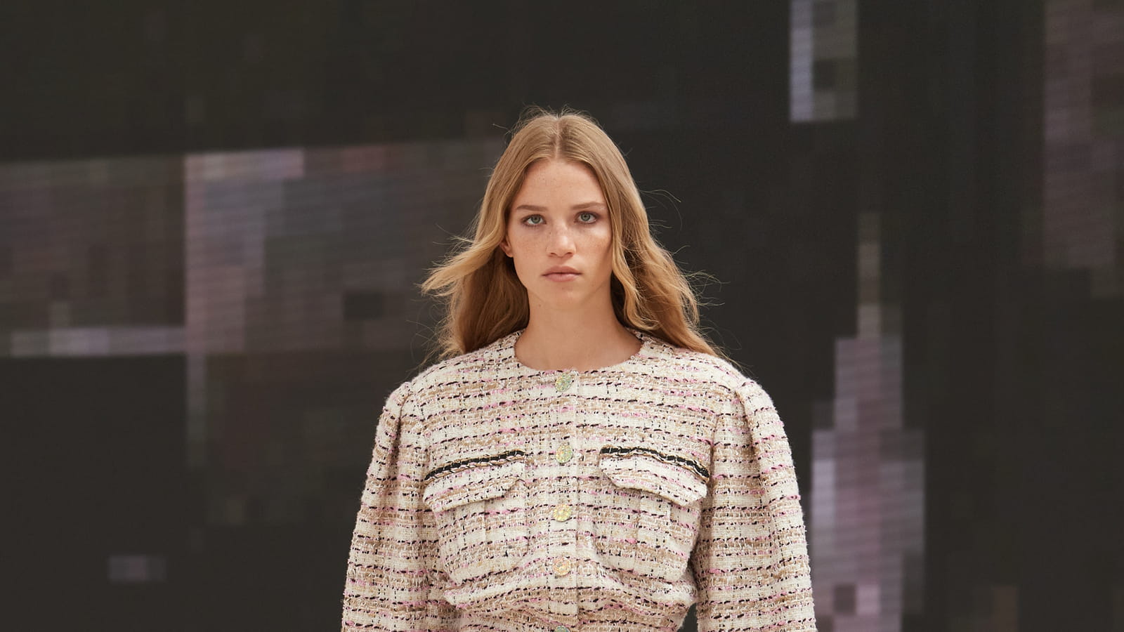 Look 17