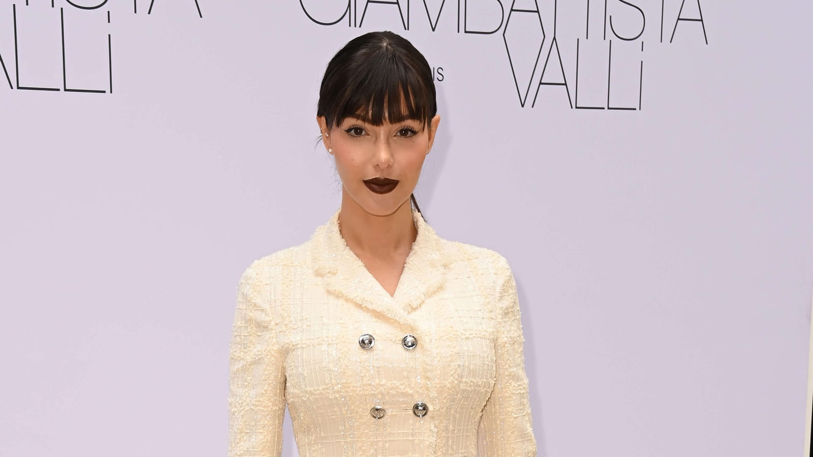 Ces 42 looks de Nabilla retracent fidèlement la carrière de la star de téléréalité