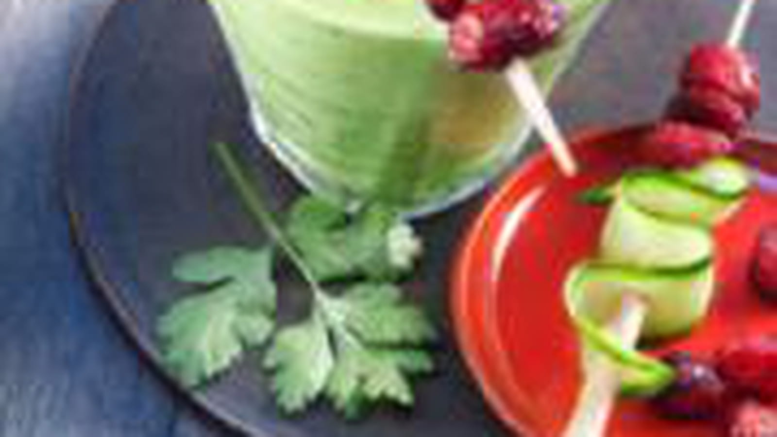 Smoothie aux avocats avec des cranberries