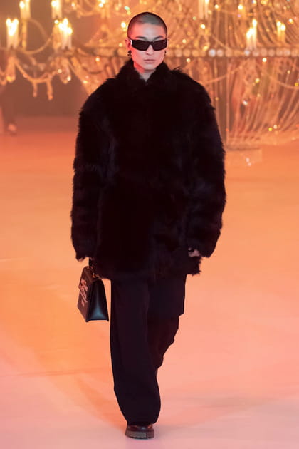 Look 3 du défilé Off-White