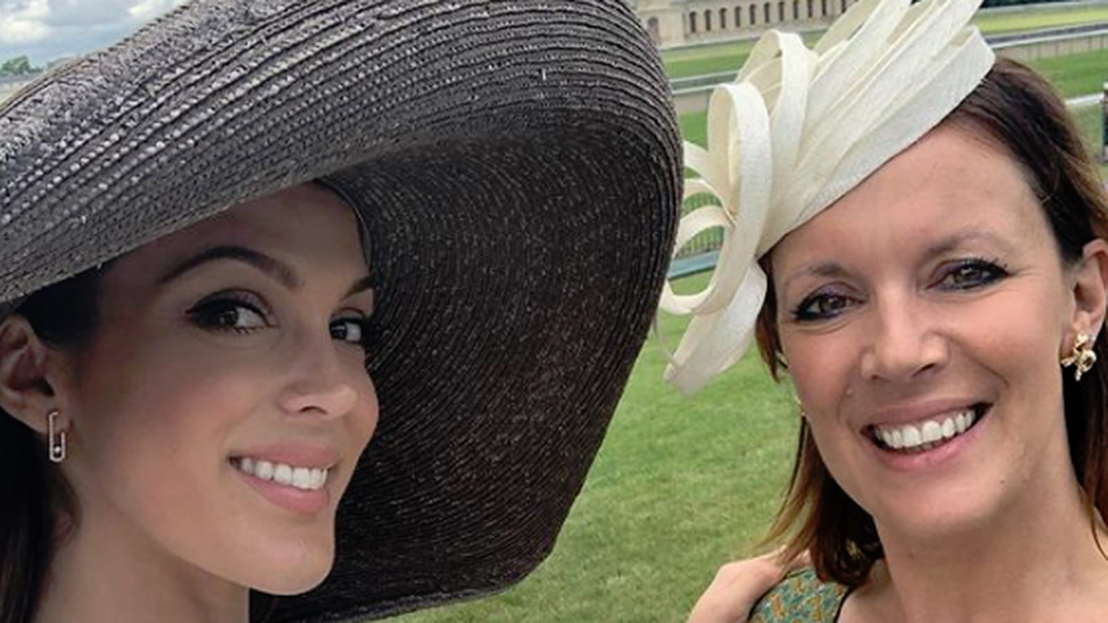 Iris Mittenaere, Laurence Druart 