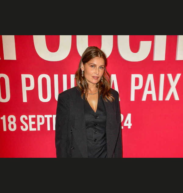 Le maquillage minimaliste de Laetitia Casta