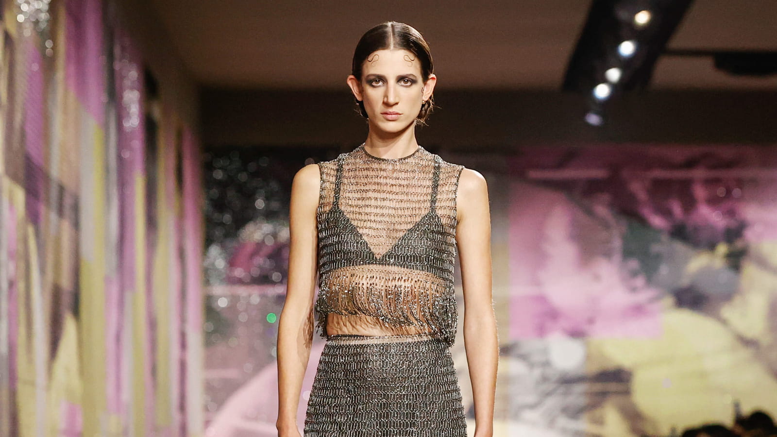 Look 24