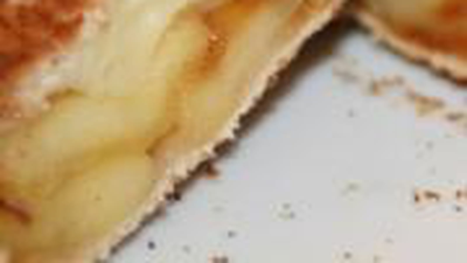 Croque camembert, pommes et calvados