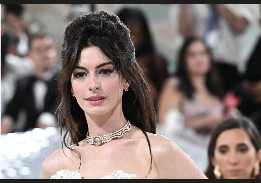 Top&nbsp;: la crini&egrave;re XXL d'Anne Hathaway