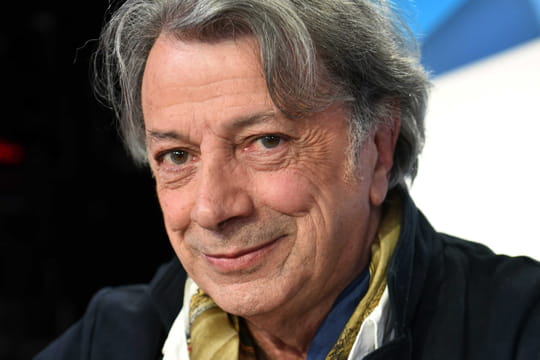 Herv&eacute; Vilard, collectionneur obnubil&eacute; par cet accessoire hors de prix&nbsp;: &quot;J'en ai plus de 400...&quot;