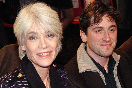 Thomas Dutronc a 52&nbsp;ans&nbsp;: ce luxueux cadeau offert par Fran&ccedil;oise Hardy avant sa mort - PHOTO